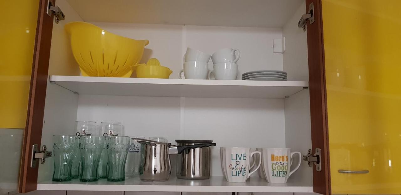 Studio Apartment Kiki For 2, Near Old Town & Beach, Free Wifi Zadar Bagian luar foto